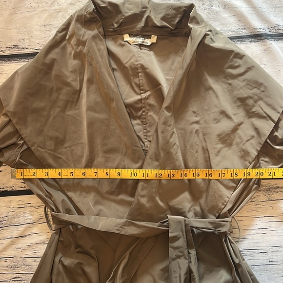 MaxMara Gold Tan Trench Coat Size XL - Picture 4 of 8